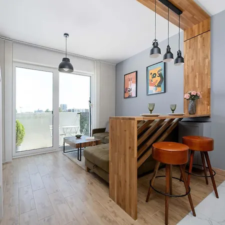 Διαμέρισμα Stylowe Z Antresola, Balkonami I Miejscem Do Pracy By Renters Βρότσλαβ